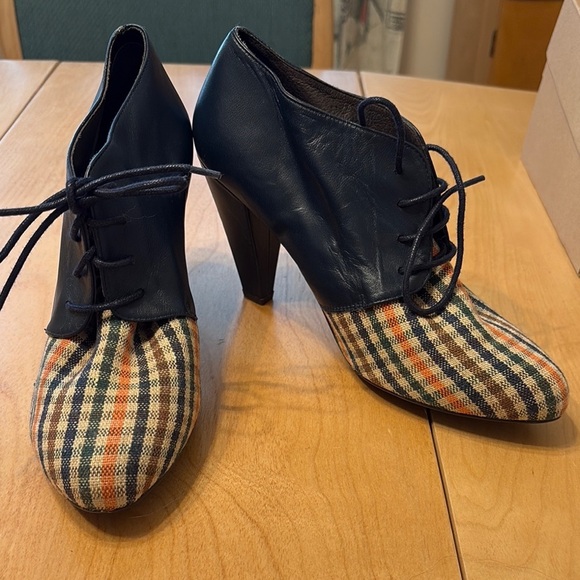 Anthropologie Shoes - Anthropologie Lucky Penny Blue Plaid Lace-Up Women's Oxford Shoes. Size 9